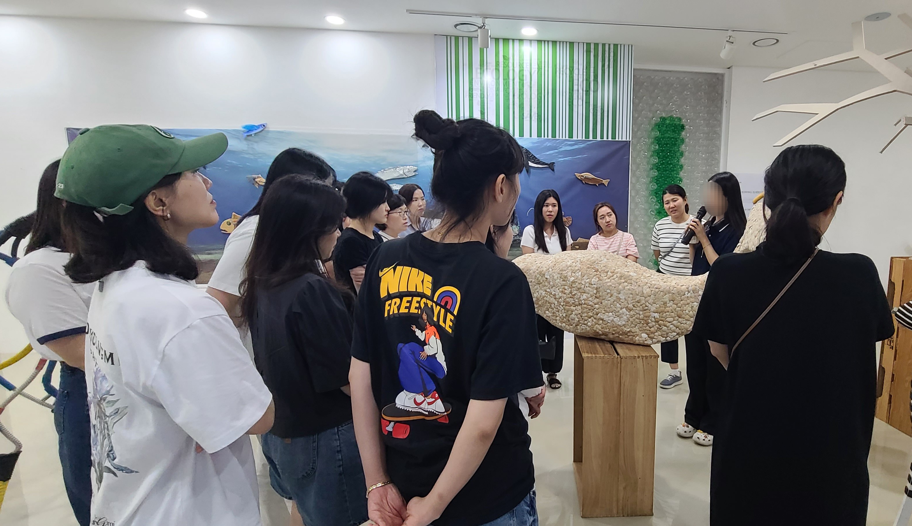 부산자원순환협력센터 전시관람 2